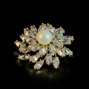 Golden Pearl Flower Brooch